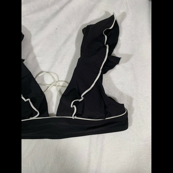 Robin Piccone Black Ruffle Bikini - Picture 6 of 14